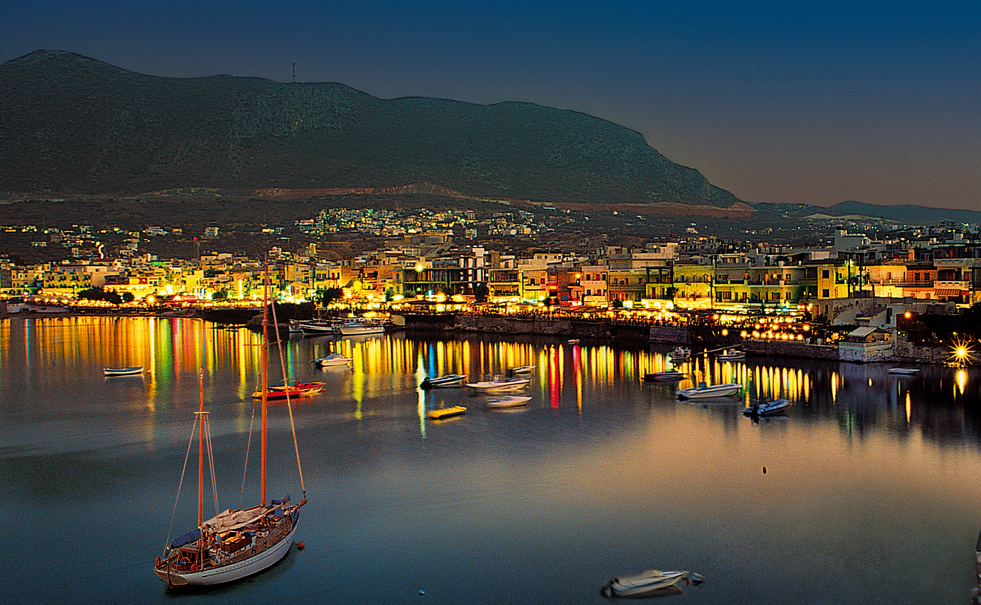Hersonisssos-at-night